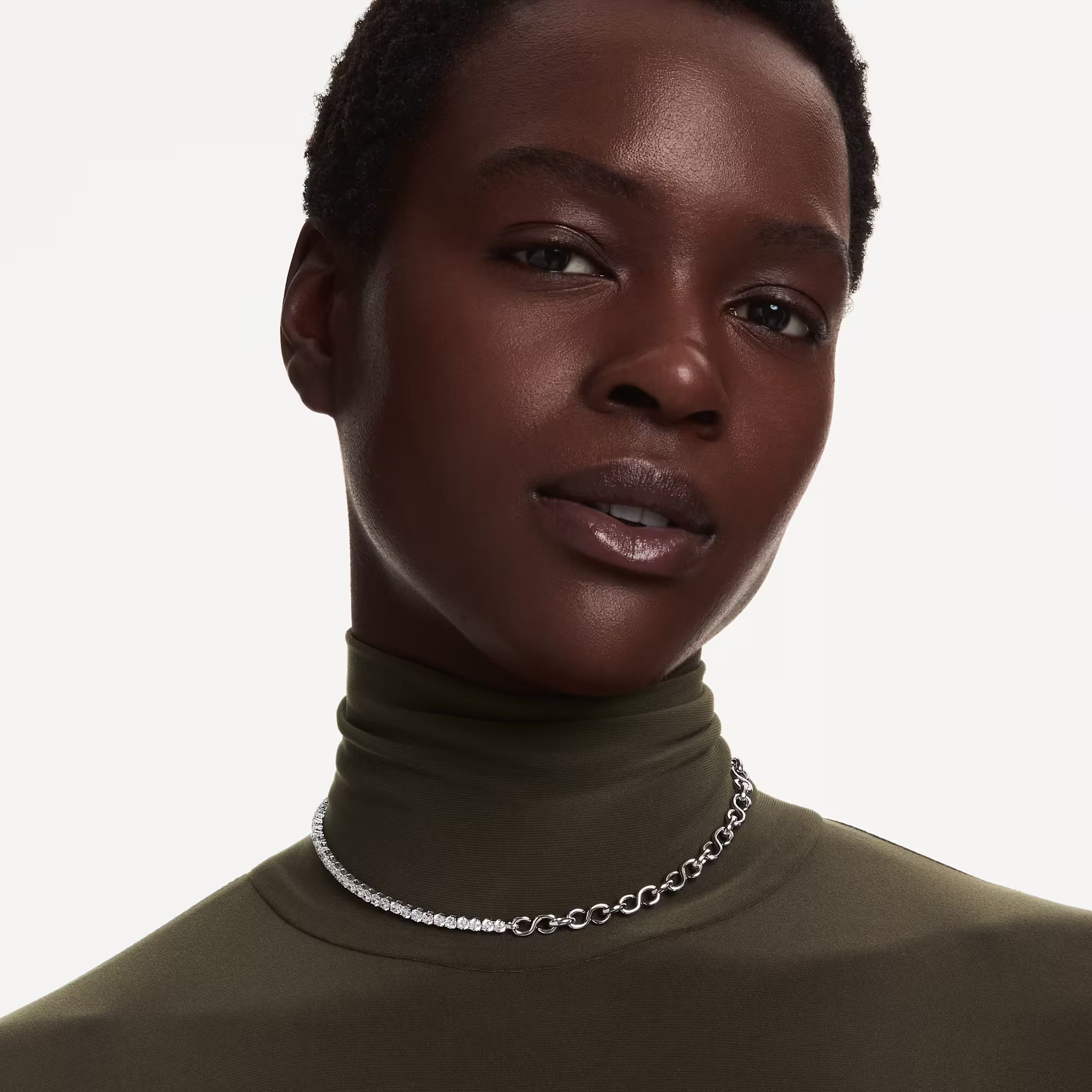 Matrix necklace